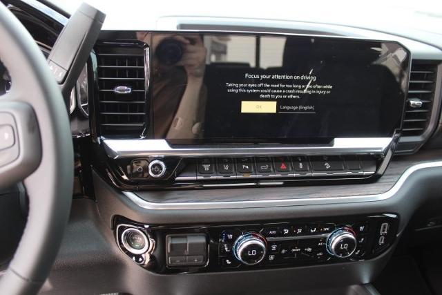 2025 GMC Sierra 2500 HD Vehicle Photo in Greenville, TX 75402