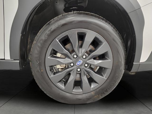 2024 Subaru Outback Vehicle Photo in Green Bay, WI 54304