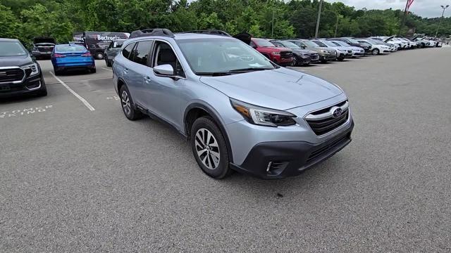2020 Subaru Outback Vehicle Photo in Pleasant Hills, PA 15236