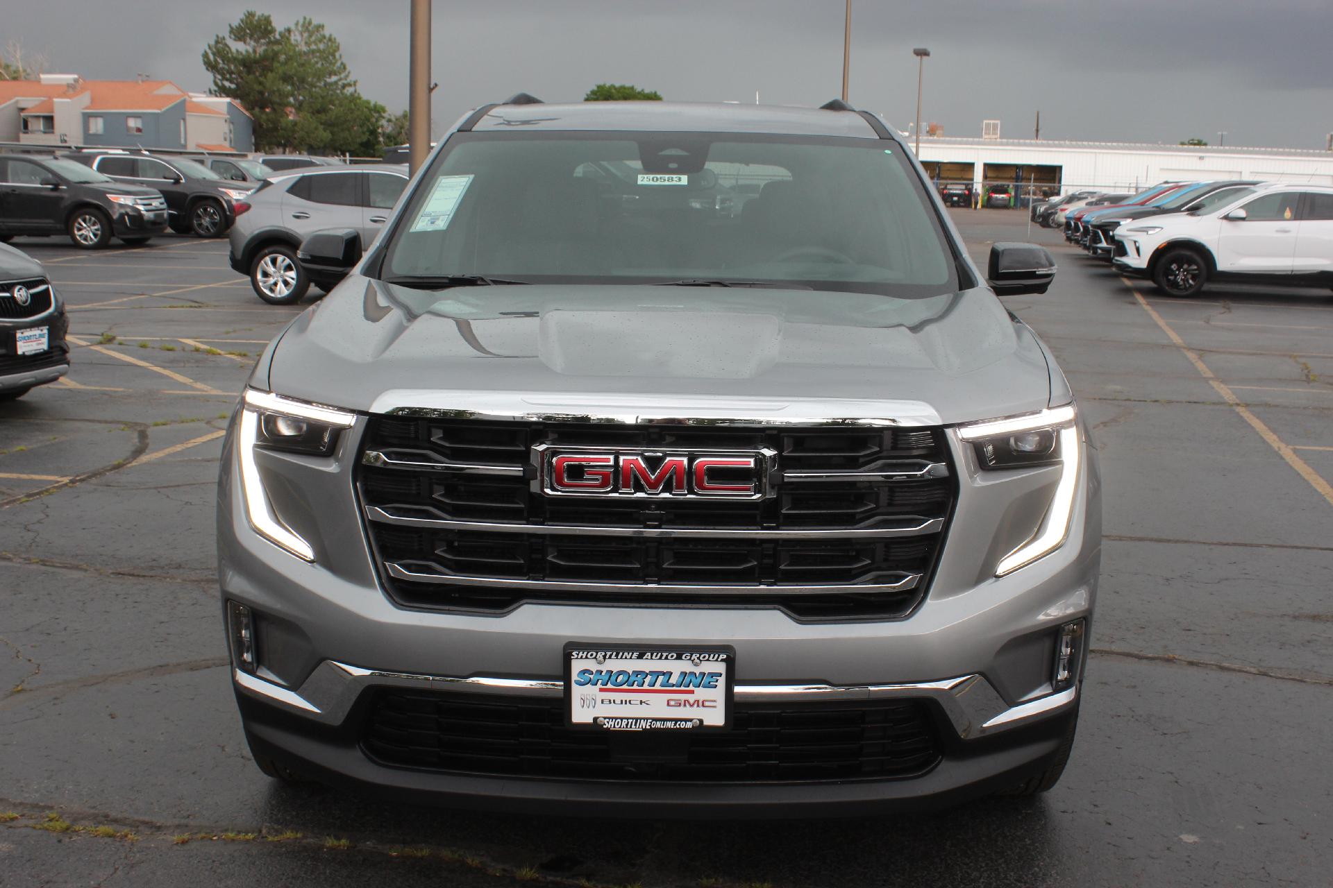 2025 GMC Acadia Vehicle Photo in AURORA, CO 80012-4011