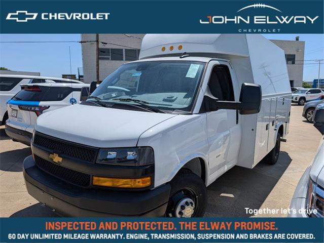 2024 Chevrolet Express Commercial Cutaway Vehicle Photo in ENGLEWOOD, CO 80113-6708