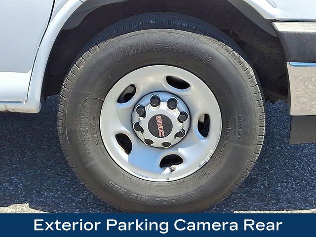 2023 GMC Savana Cargo 2500 Vehicle Photo in DANBURY, CT 06810-5034