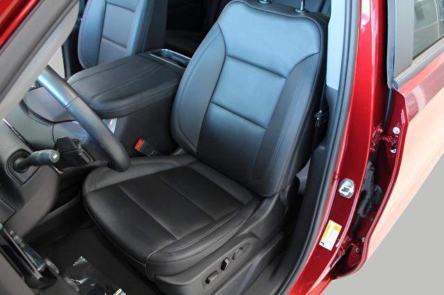 2023 Chevrolet Silverado 1500 Vehicle Photo in Green Bay, WI 54304