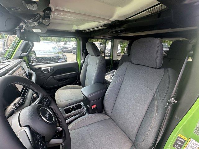 2025 Jeep Wrangler Vehicle Photo in Doylsetown, PA 18901