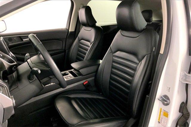2024 Ford Edge Vehicle Photo in KANSAS CITY, MO 64114-4502