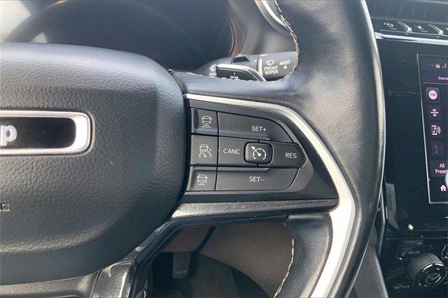 2021 Jeep Grand Cherokee L Vehicle Photo in INDEPENDENCE, MO 64055-1377