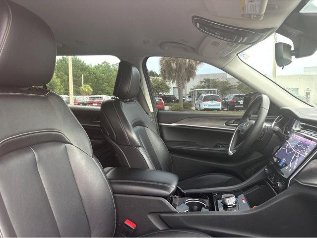 2023 Jeep Grand Cherokee L Vehicle Photo in Savannah, GA 31419