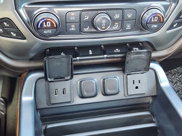 2017 Chevrolet Silverado 1500 Vehicle Photo in DENTON, TX 76210-9321