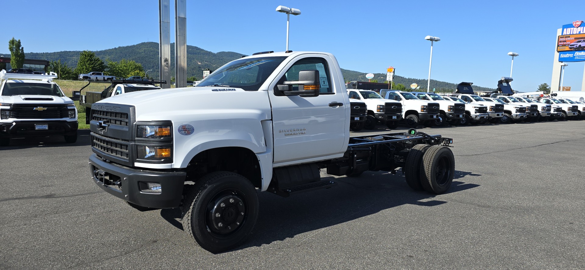 2024 Chevrolet Silverado 5500 HD Vehicle Photo in POST FALLS, ID 83854-5365