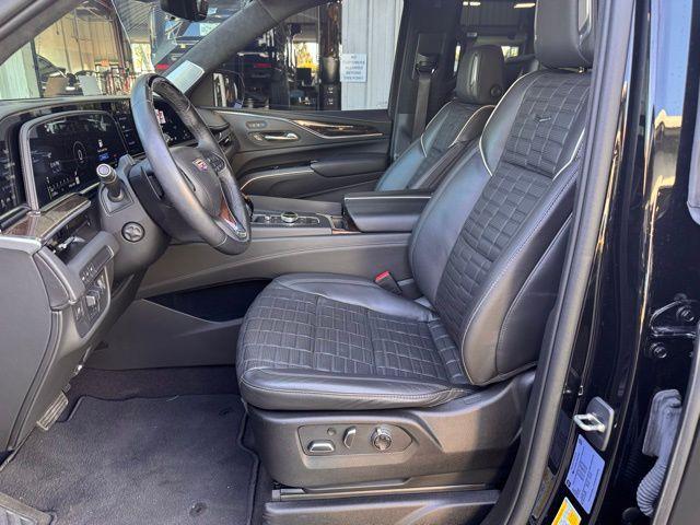 2023 Cadillac Escalade Vehicle Photo in DELRAY BEACH, FL 33483-3294