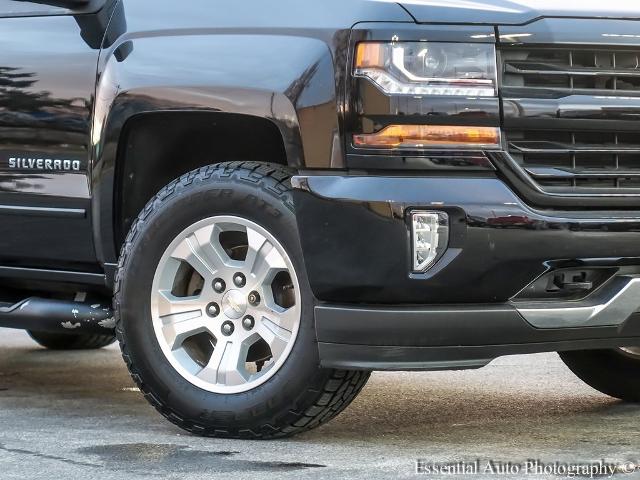 2017 Chevrolet Silverado 1500 Vehicle Photo in OAK LAWN, IL 60453-2517