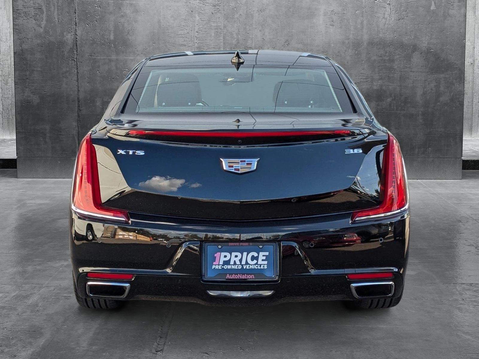 2019 Cadillac XTS Vehicle Photo in Wesley Chapel, FL 33544