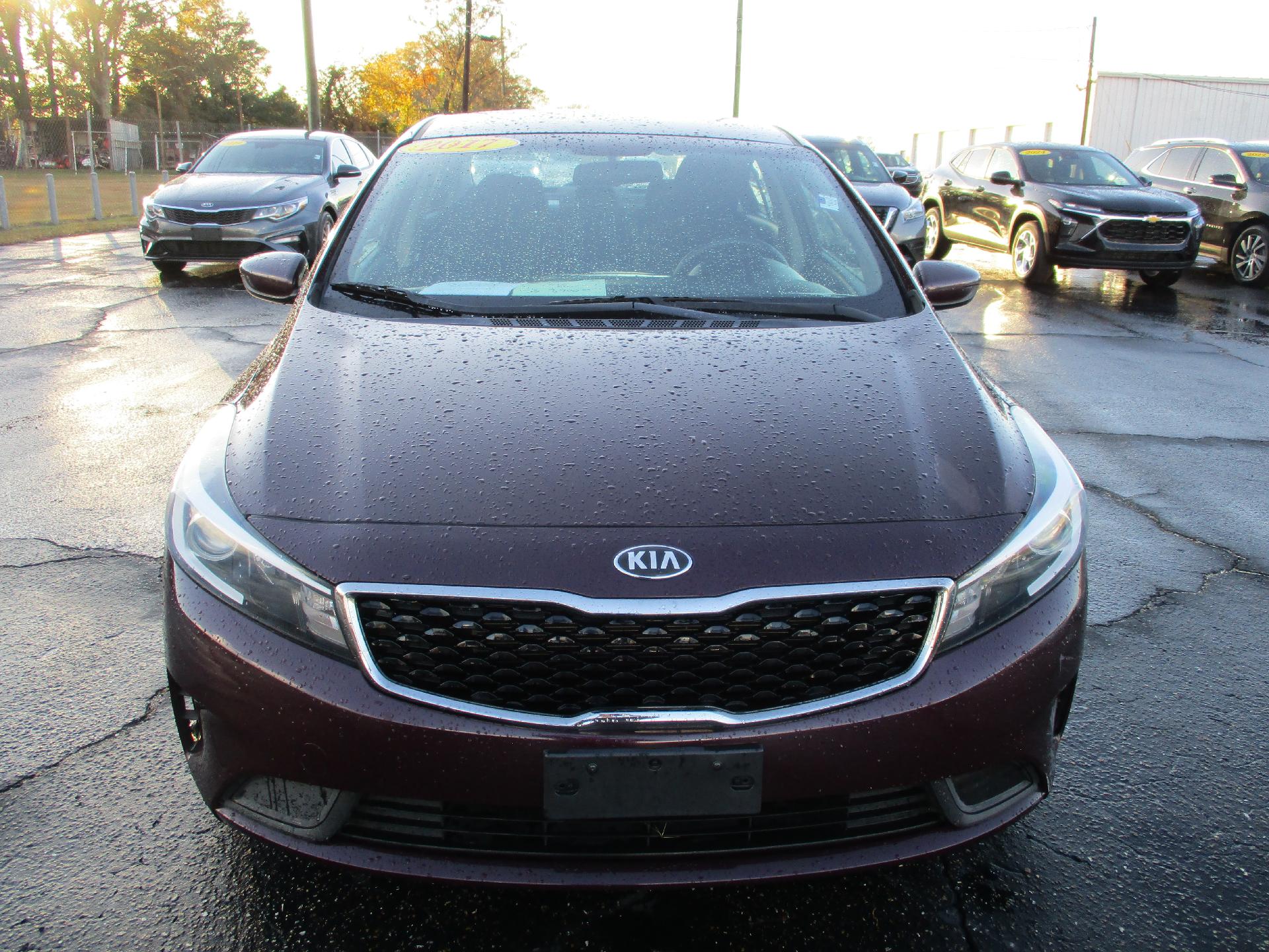 Used 2017 Kia Forte LX with VIN 3KPFK4A75HE090160 for sale in Eufaula, AL