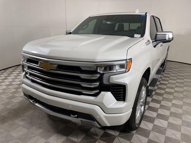 2025 Chevrolet Silverado 1500 Vehicle Photo in PHOENIX, AZ 85014-3381