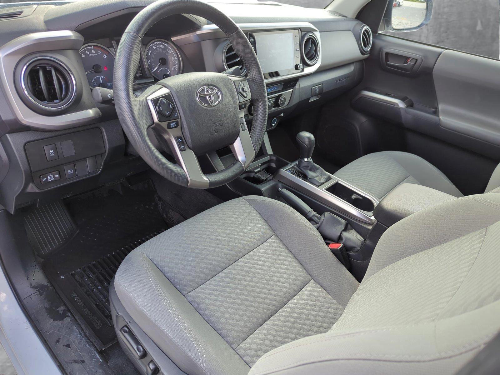 2022 Toyota Tacoma 2WD Vehicle Photo in Ft. Myers, FL 33907