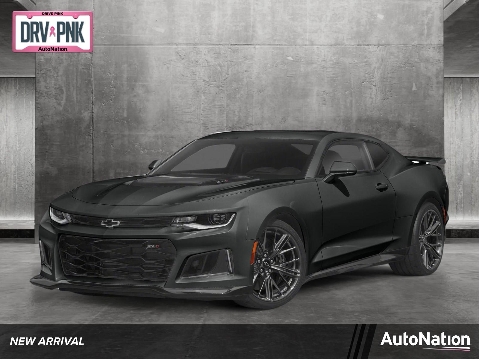 2022 Chevrolet Camaro Vehicle Photo in VALENCIA, CA 91355-1705