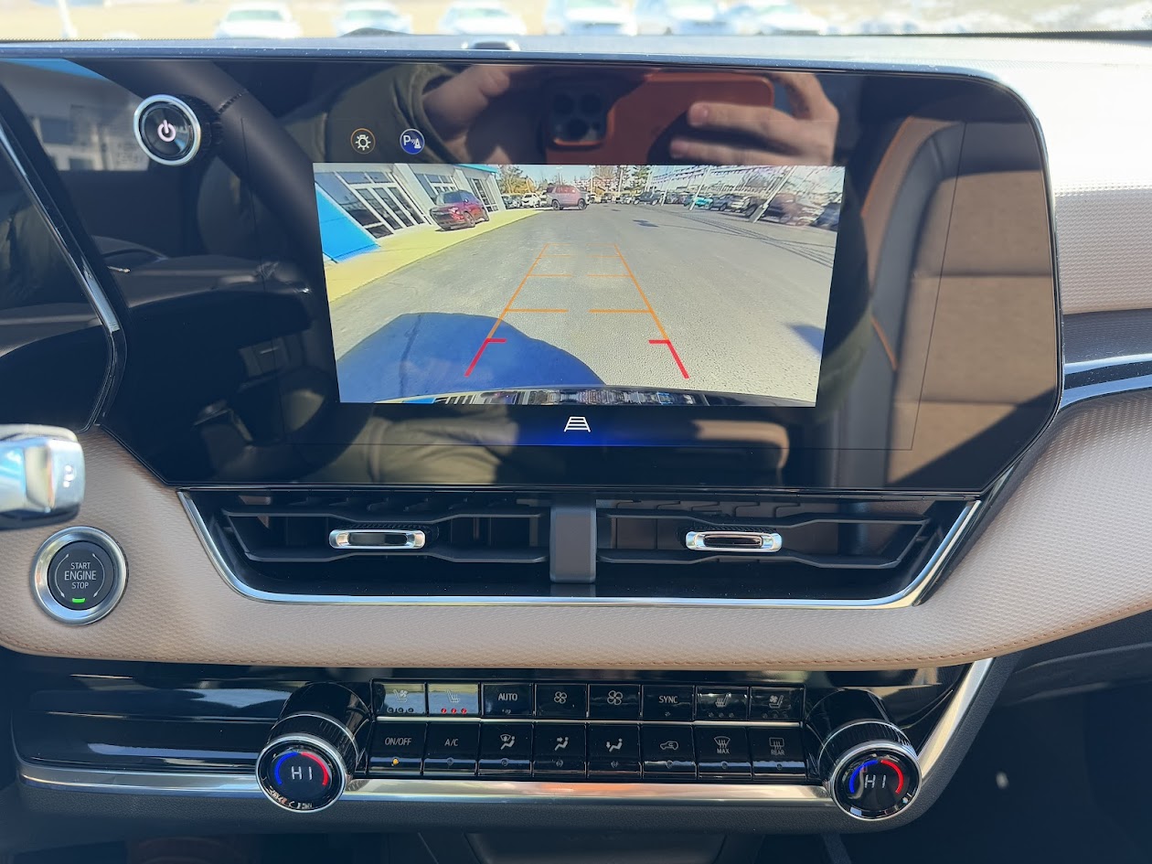 2025 Chevrolet Equinox Vehicle Photo in BOONVILLE, IN 47601-9633