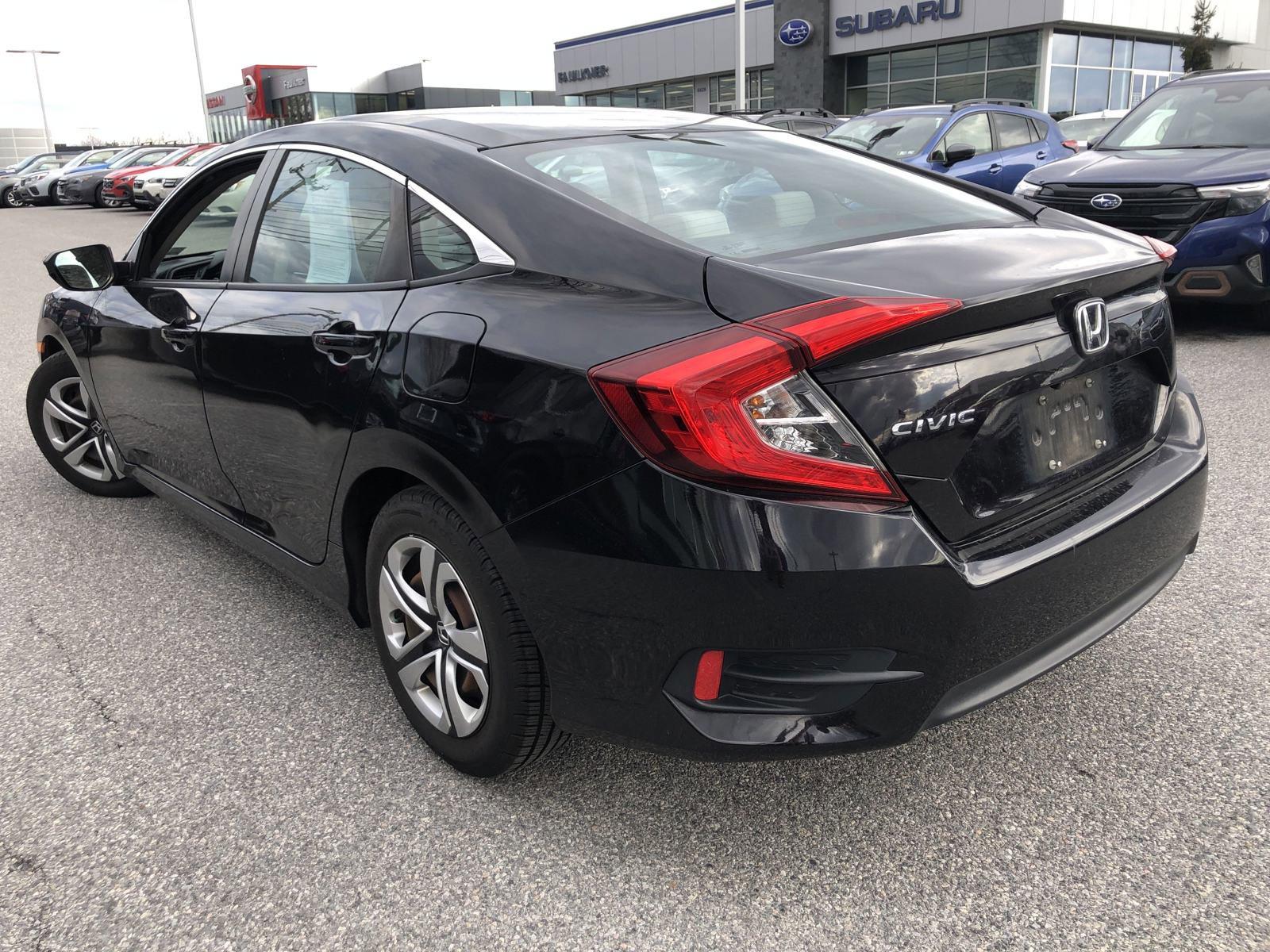 2018 Honda Civic Sedan Vehicle Photo in Mechanicsburg, PA 17050