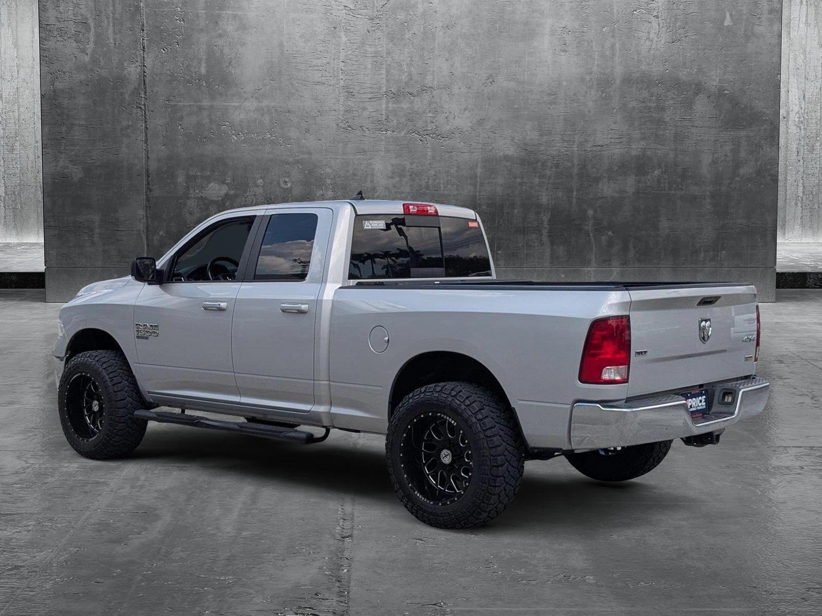 2019 Ram 1500 Classic Vehicle Photo in PEMBROKE PINES, FL 33024-6534