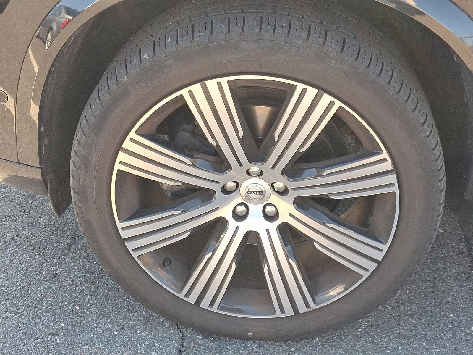 2022 Volvo XC90 Vehicle Photo in Trevose, PA 19053