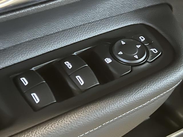 2022 GMC Terrain Vehicle Photo in Roslyn, NY 11576