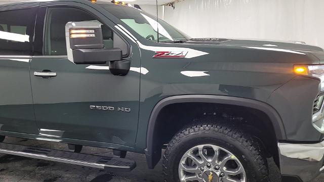 2025 Chevrolet Silverado 2500 HD Vehicle Photo in THOMPSONTOWN, PA 17094-9014
