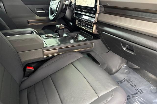 2024 GMC HUMMER EV Pickup Vehicle Photo in ELK GROVE, CA 95757-8703
