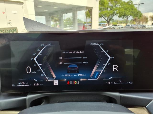 2024 BMW 330e Vehicle Photo in Tampa, FL 33612
