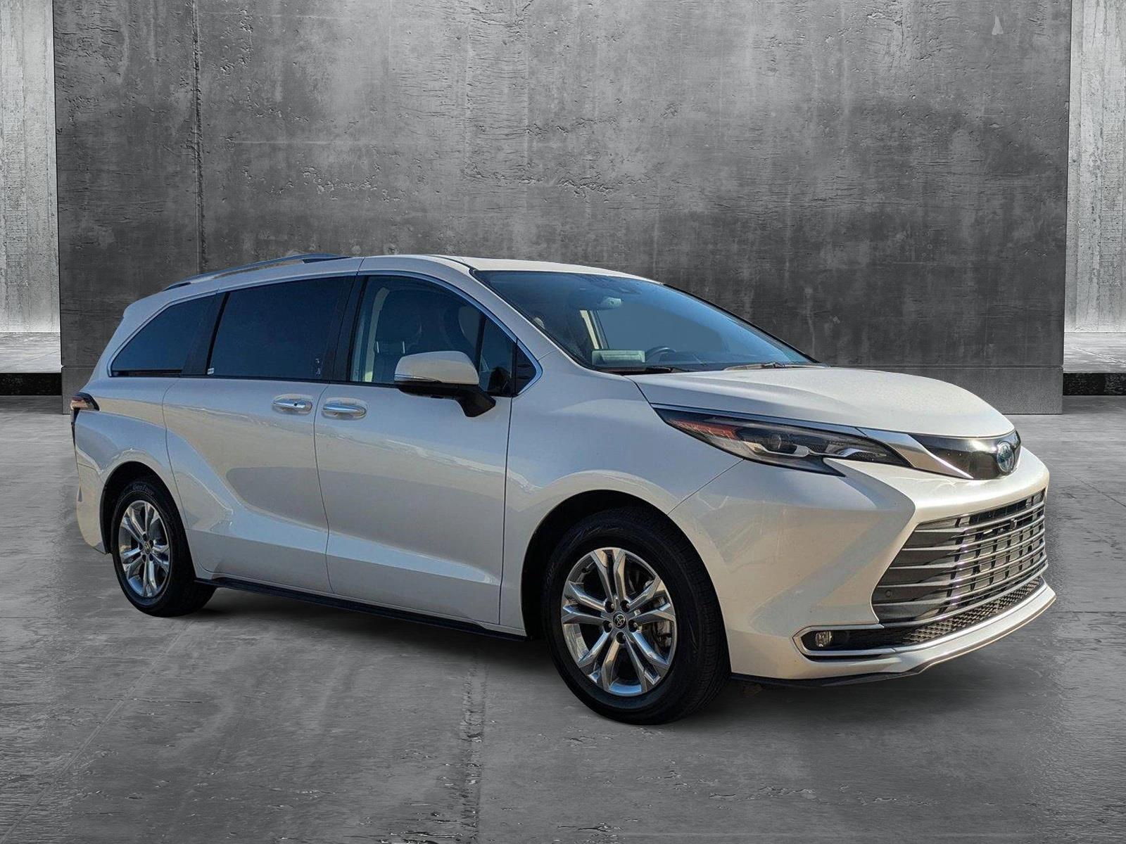 2023 Toyota Sienna Vehicle Photo in Winter Park, FL 32792