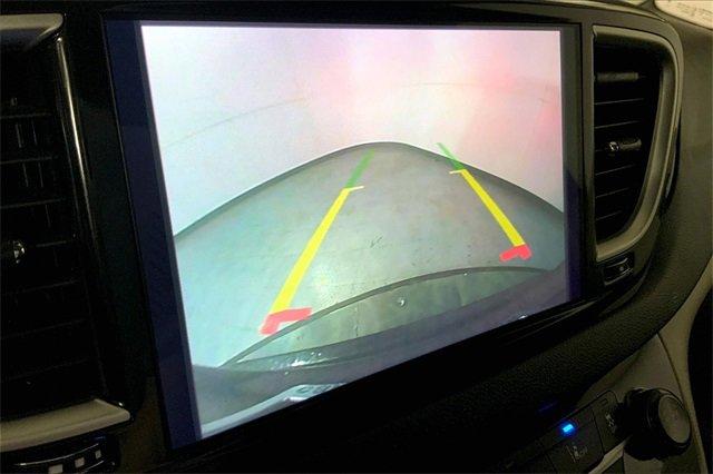 2023 Chrysler Pacifica Vehicle Photo in INDEPENDENCE, MO 64055-1314