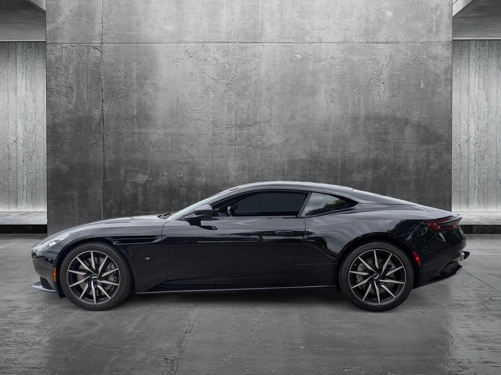 2017 Aston Martin DB11 Vehicle Photo in Fort Lauderdale, FL 33316