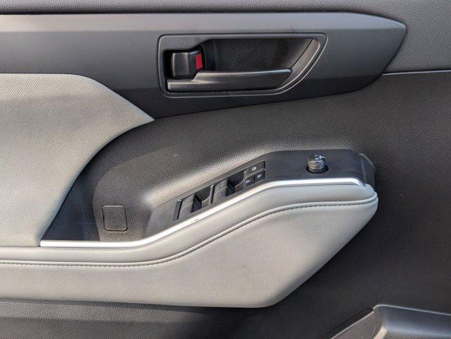 2022 Toyota Highlander Vehicle Photo in San Antonio, TX 78230