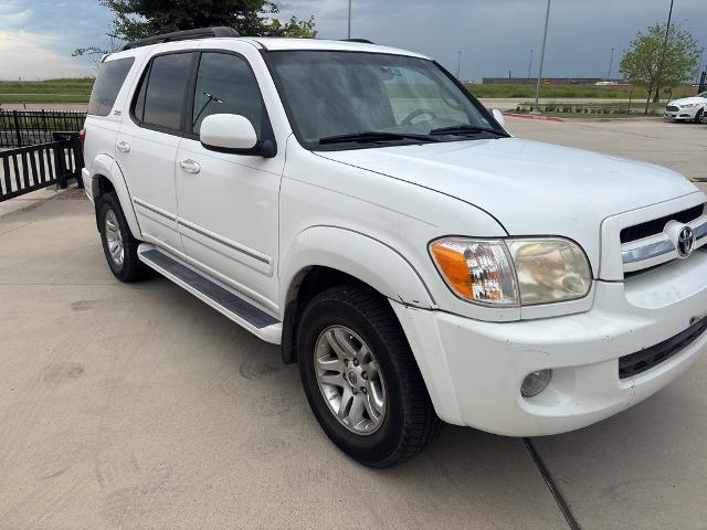 2006 Toyota Sequoia Vehicle Photo in Grapevine, TX 76051