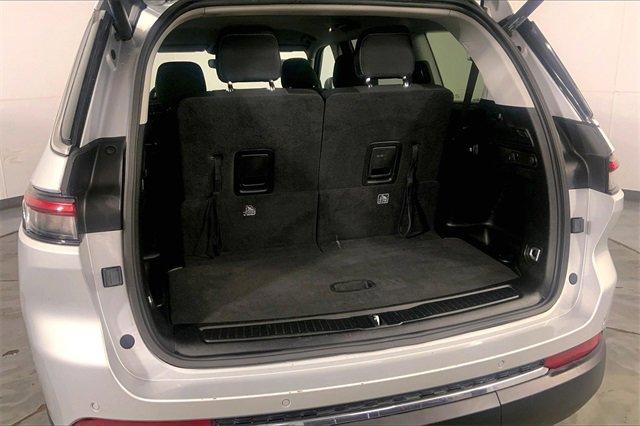 2023 Jeep Grand Cherokee L Vehicle Photo in KANSAS CITY, MO 64114-4502