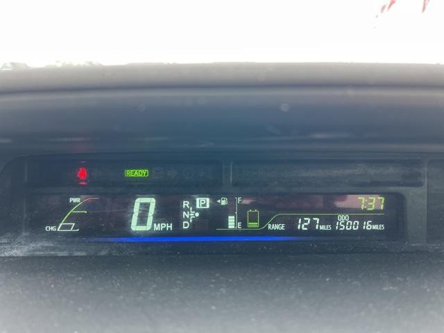 2014 Toyota Prius v Vehicle Photo in GREEN BAY, WI 54304-5303
