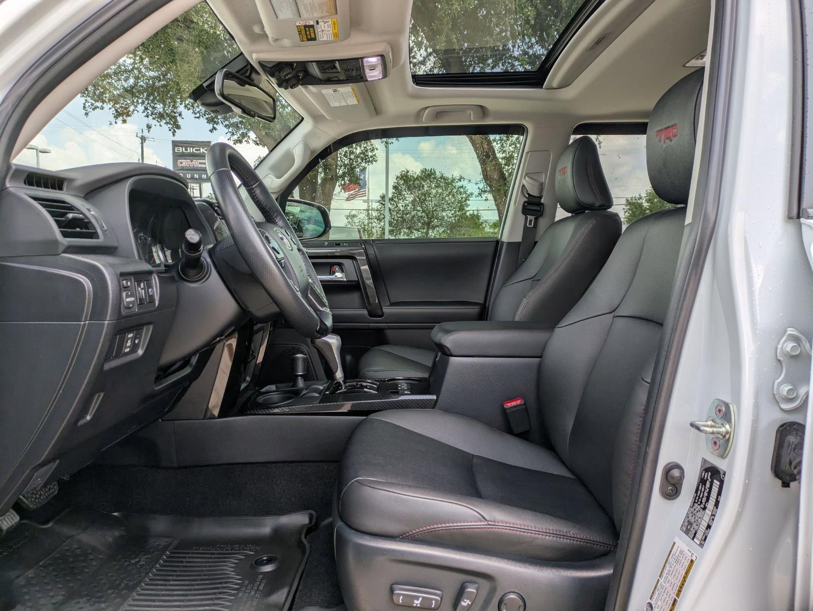 2024 Toyota 4Runner Vehicle Photo in SELMA, TX 78154-1460
