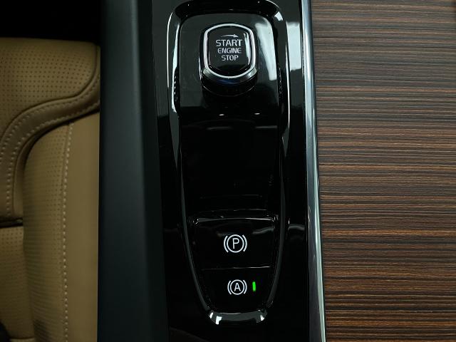 2024 Volvo XC60 Recharge Plug-In Hybrid Vehicle Photo in Appleton, WI 54913