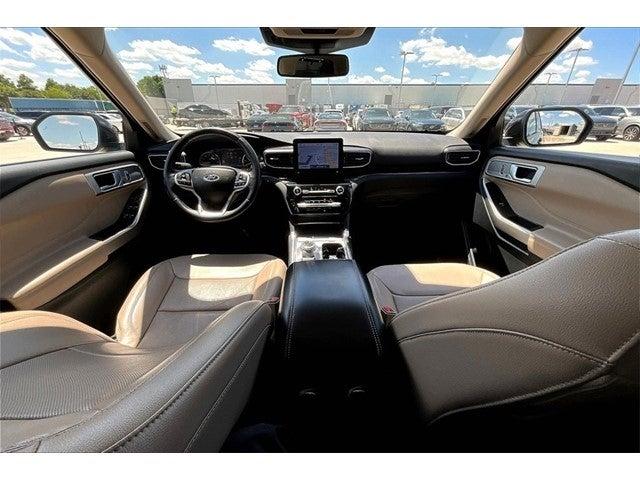 2023 Ford Explorer Vehicle Photo in Grapevine, TX 76051