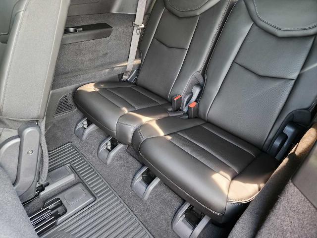 2022 Cadillac XT6 Vehicle Photo in DENTON, TX 76210-9321