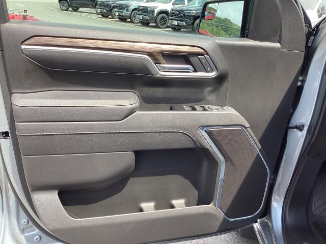 2025 Chevrolet Silverado 1500 Vehicle Photo in GARDNER, MA 01440-3110