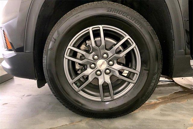 2025 GMC Acadia Vehicle Photo in KANSAS CITY, MO 64114-4545