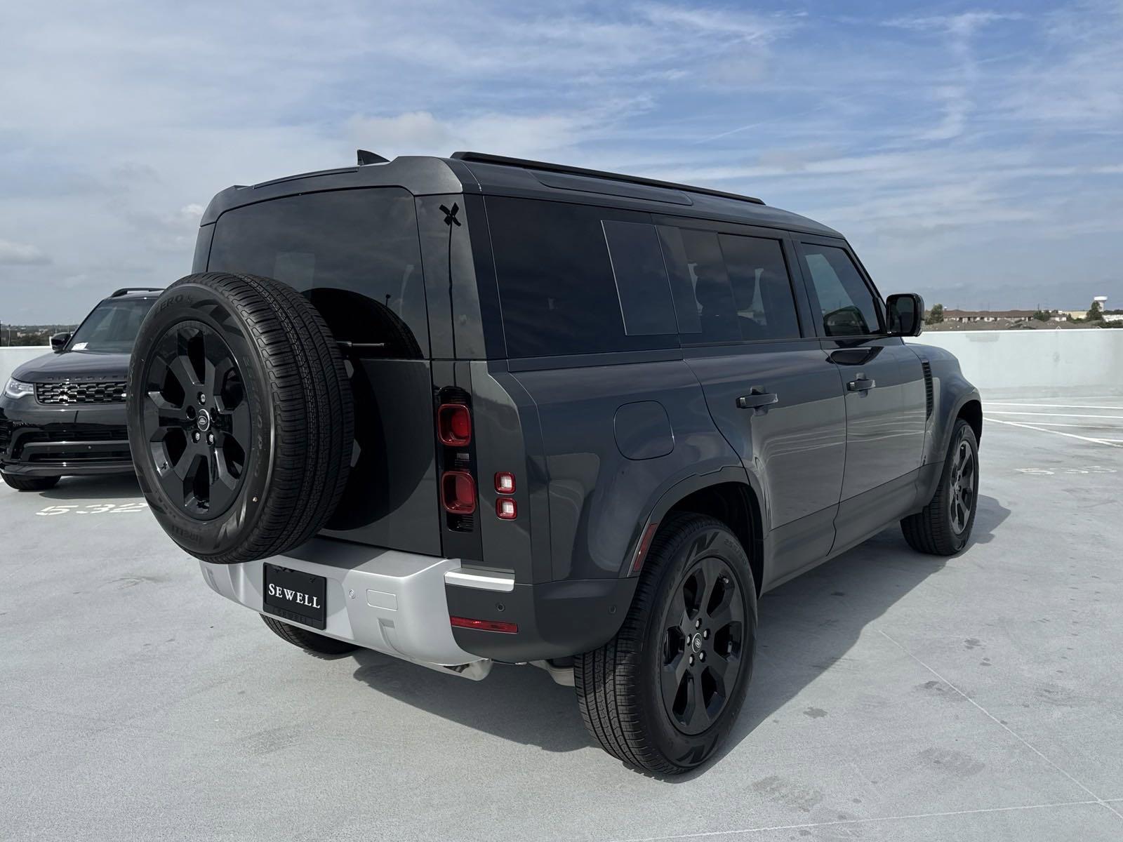 2025 Defender Vehicle Photo in AUSTIN, TX 78717