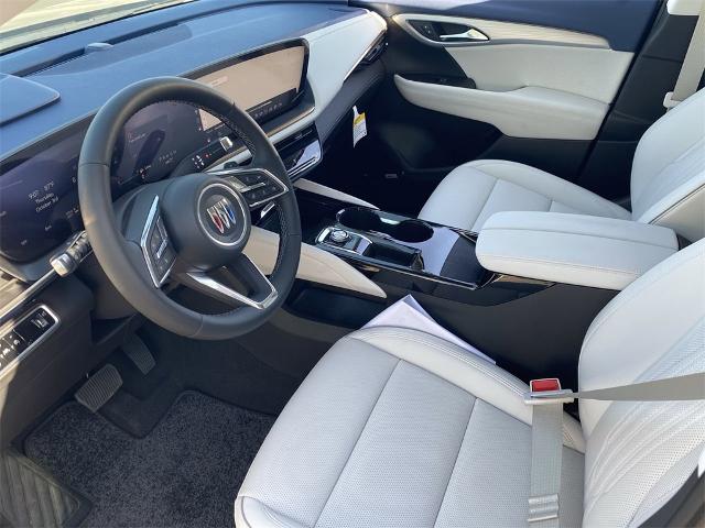 2024 Buick Envision Vehicle Photo in GOODYEAR, AZ 85338-1310