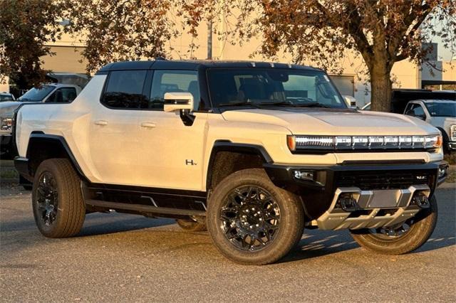 2025 GMC HUMMER EV Pickup Vehicle Photo in ELK GROVE, CA 95757-8703