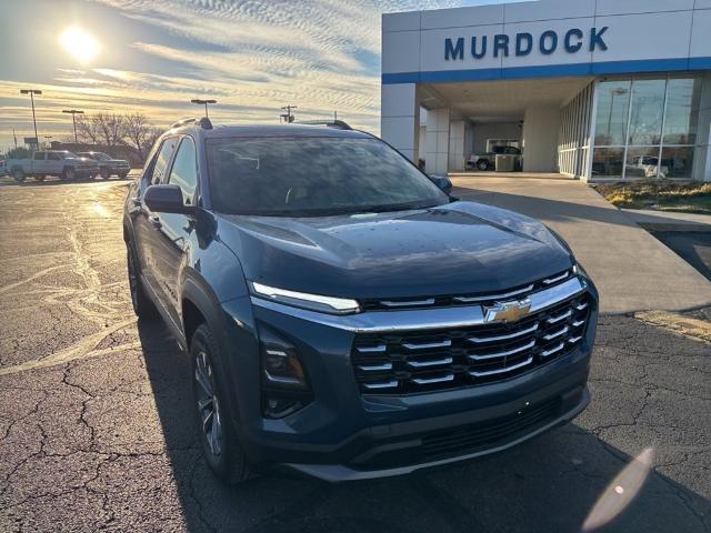 2025 Chevrolet Equinox Vehicle Photo in MANHATTAN, KS 66502-5036