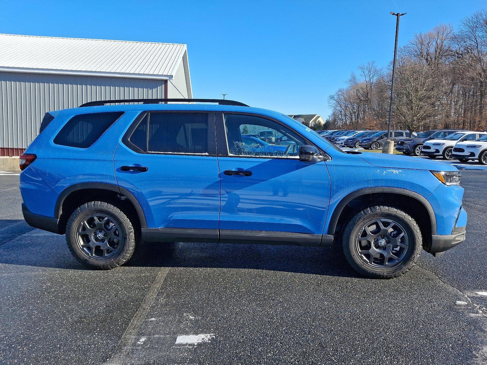 2025 Honda Pilot Vehicle Photo in Harrisburg, PA 17111