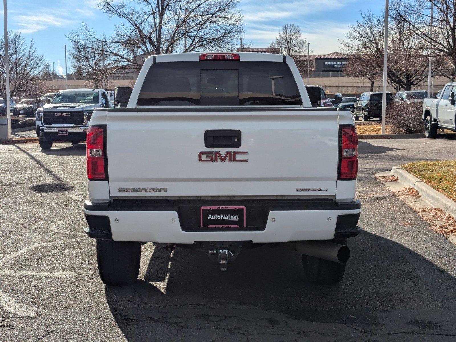 2016 GMC Sierra 2500HD Vehicle Photo in LONE TREE, CO 80124-2750