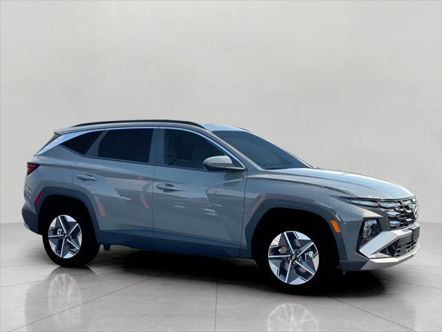 2025 Hyundai TUCSON Vehicle Photo in Green Bay, WI 54304