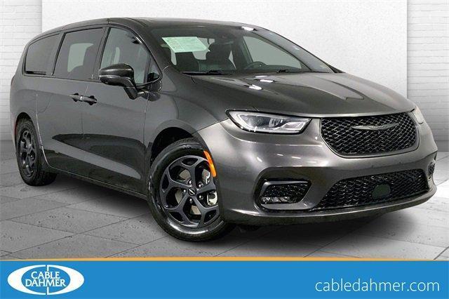 2022 Chrysler Pacifica Vehicle Photo in INDEPENDENCE, MO 64055-1314