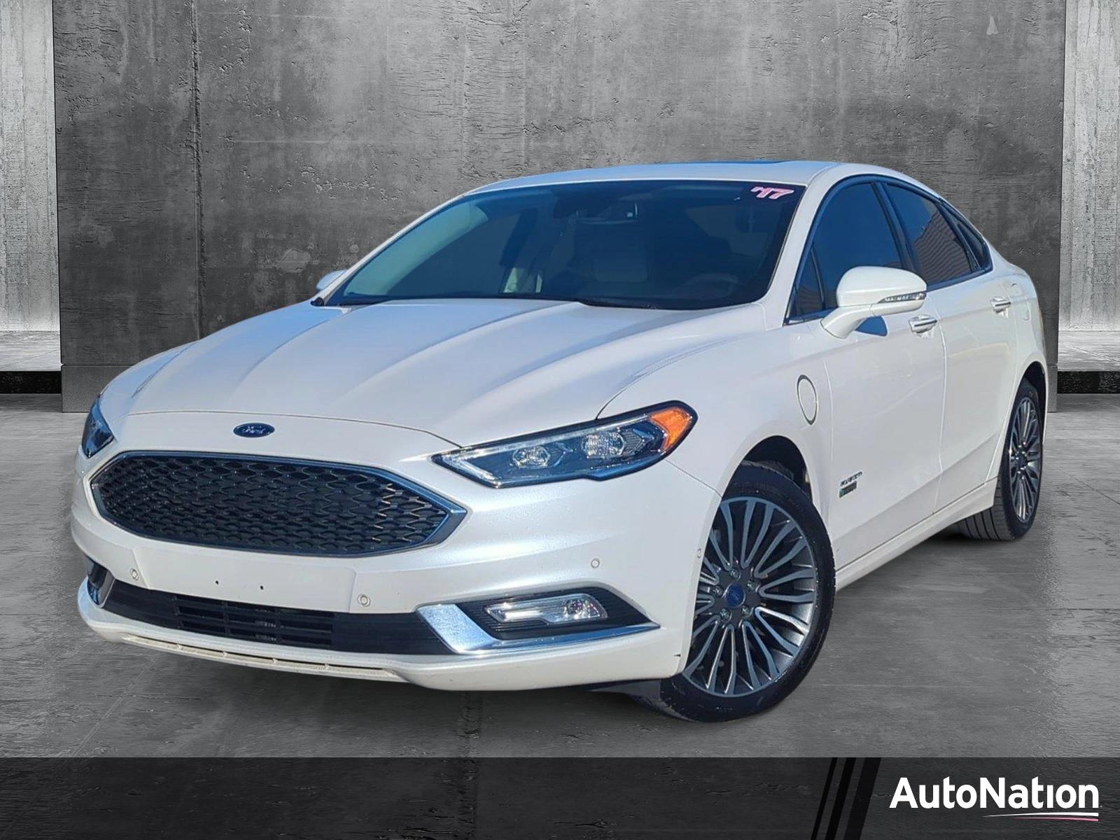 2017 Ford Fusion Energi Vehicle Photo in Memphis, TN 38115